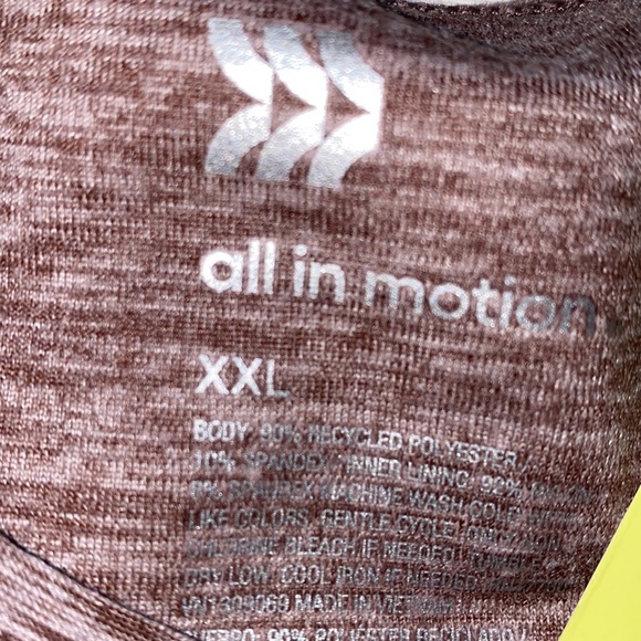 All In Motion Sport Bra & Leggings Set - Picture 3 of 12